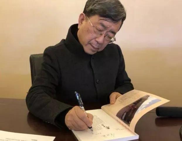 成语玩命猜16岁的答案_玩命猜成语1200答案235_猜成语有答案的