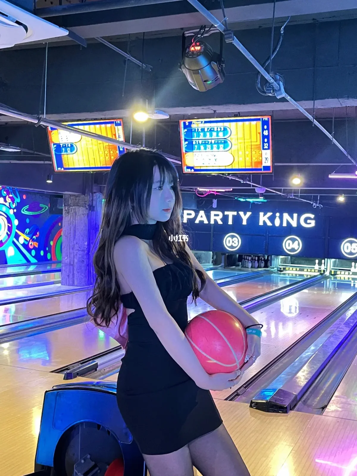 美女保龄球脱衣服的_美女保龄球脱衣服的_美女保龄球脱衣服的