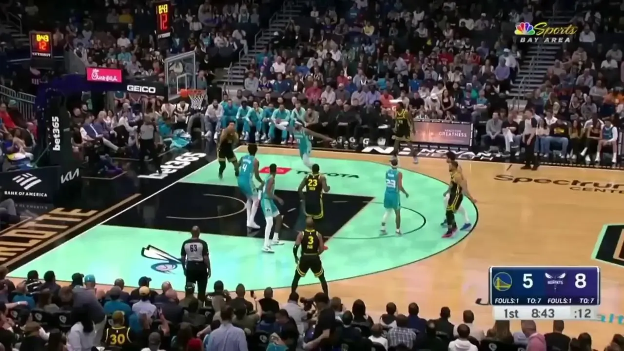 nba2k替补球员怎么上场_nba2k13王朝模式替补_nba2k替补席位置