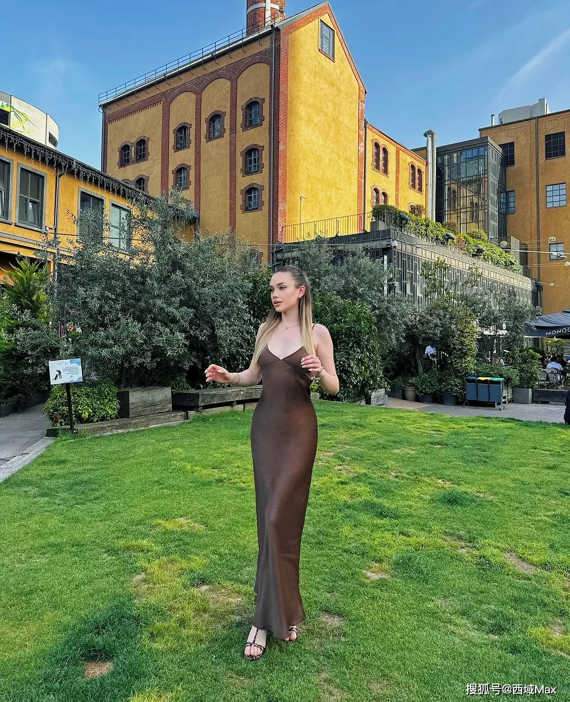 连衣裙冬季女装_女冬季连衣裙_连衣裙冬款女