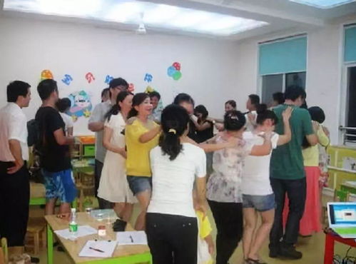 幼儿与家长互动游戏,促进幼儿成长与家庭和谐的桥梁”
