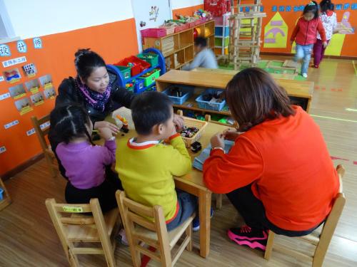 小学班级活动游戏,小学班级室内游戏活动全攻略”